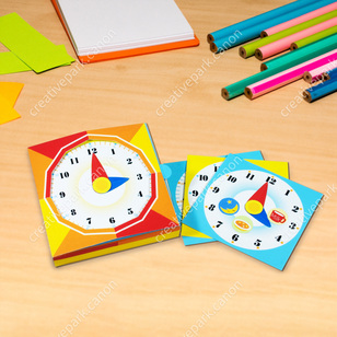 時計,知育,ペーパークラフト,子育て応援,まなぼう,教材,かわいい,学ぶ,空いた時間に,マットフォト,レベル：初心者,サイズ感:ソフトボール,子供と一緒に,文字,楽しい,カラフル,親子向け,日常