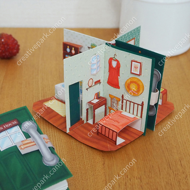 miniature POP-UP book Halloween - Moving toy / Mechanical Toy - Toys -  Paper Craft - Canon Creative Park